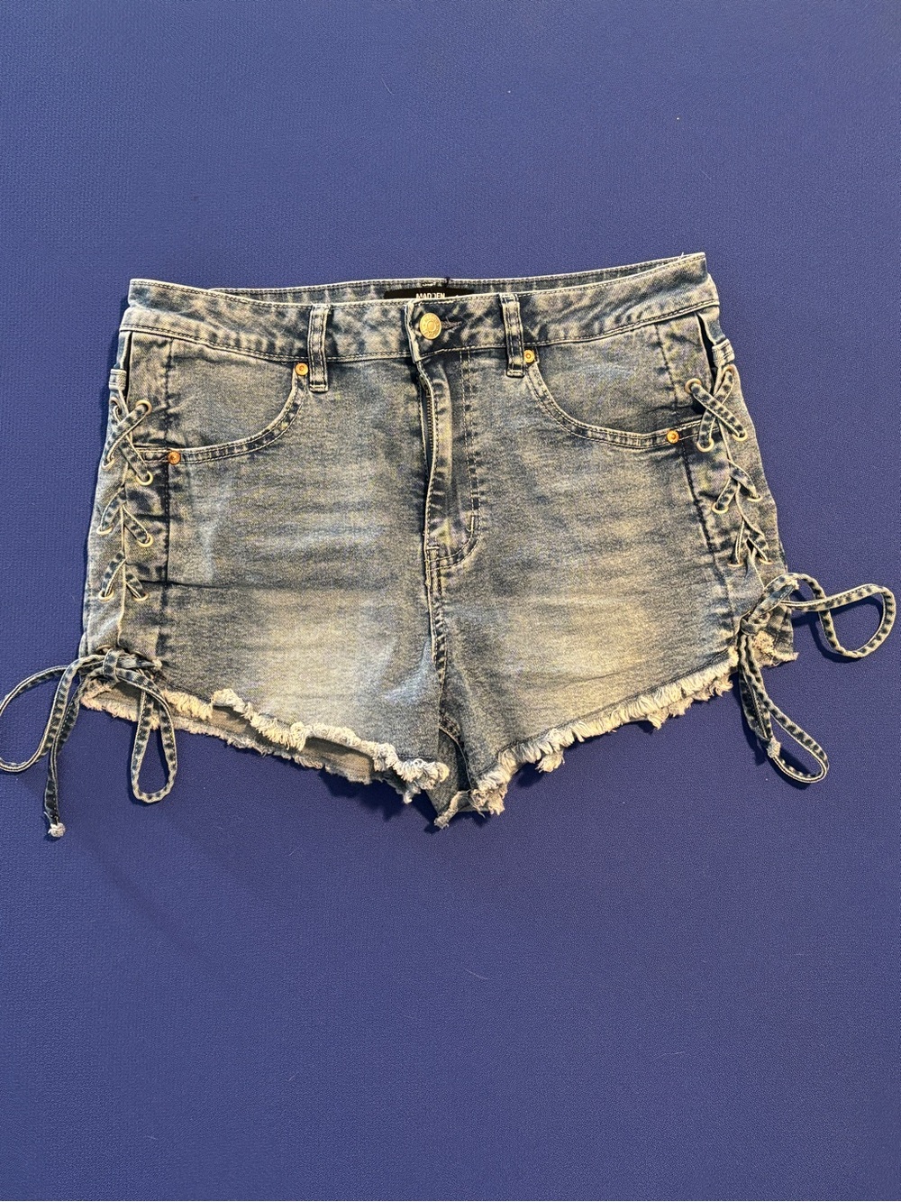 Madden NYC sz 12 3” inseam stretch denim shorts.